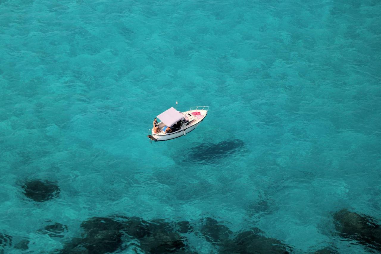 Case Di Berto Capo Vaticano Exteriör bild