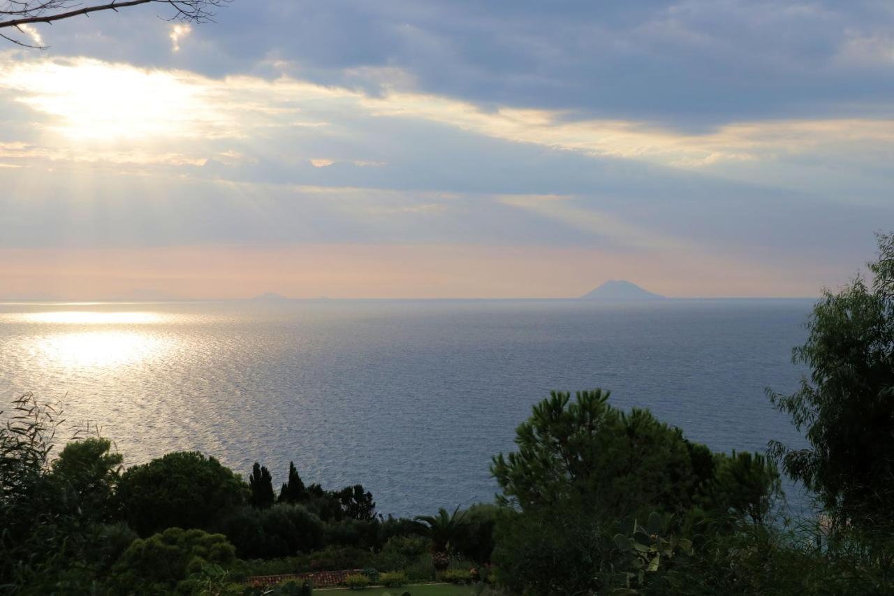Case Di Berto Capo Vaticano Exteriör bild