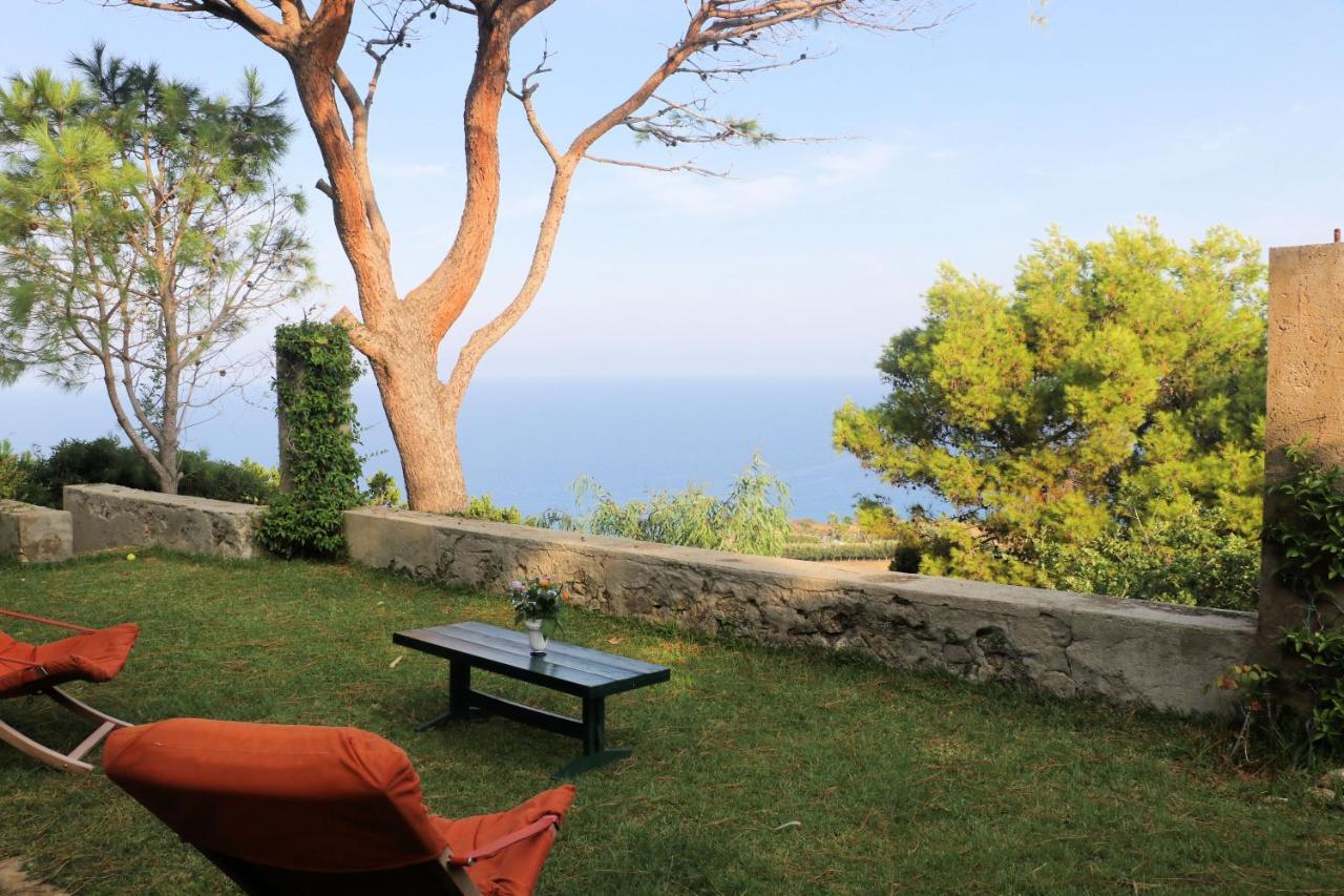 Case Di Berto Capo Vaticano Exteriör bild